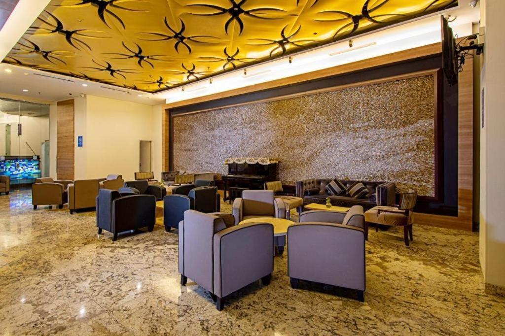 Blue Sky Hotel Petamburan Jakarta Exterior photo