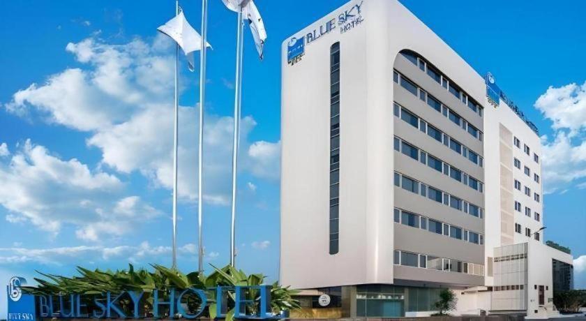 Blue Sky Hotel Petamburan Jakarta Exterior photo
